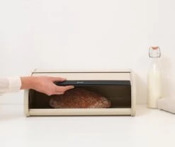Brabantia Broodtrommel - Met Schuifdeksel - Soft Beige -Huishoudelijke Artikelen Verkoop 1200x1012