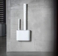 Lopoleis WC Borstel – Toiletborstel – Gesloten Bodem – WC Borstel Met Randreiniger – Siliconen – Grijs – WC Borstel Met Houder – Vrijstaand – Hangend – WC Borstel En Houder -Huishoudelijke Artikelen Verkoop 1200x1164 1