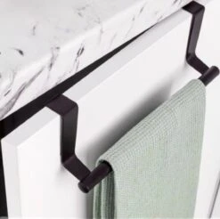 Handdoekstang VALI - 23cm - ZWART (keukenrekje - Handdoekhouder - Handdoekstang - Kastdeur Handdoekrek - Keukenkast Deur Handdoek/Vaatdoek Houder - Deurhanger - Deurhaak Keuken) -Huishoudelijke Artikelen Verkoop 1200x1193