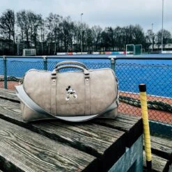 Disney Weekendtas Mickey Mouse 28 Liter Polyurethaan Taupe -Huishoudelijke Artikelen Verkoop 1200x1200 1001