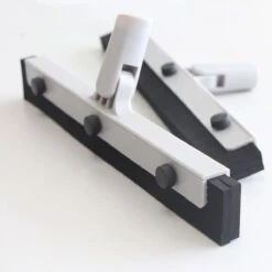 Chaton® Vloertrekker Lang Met Ophangsysteem - Afdraaibare Wisser - Douchewisser - Trekker Douche - Vloerwisser - Uitschuifbaar 70cm Tot 125cm -Huishoudelijke Artikelen Verkoop 1200x1200 163