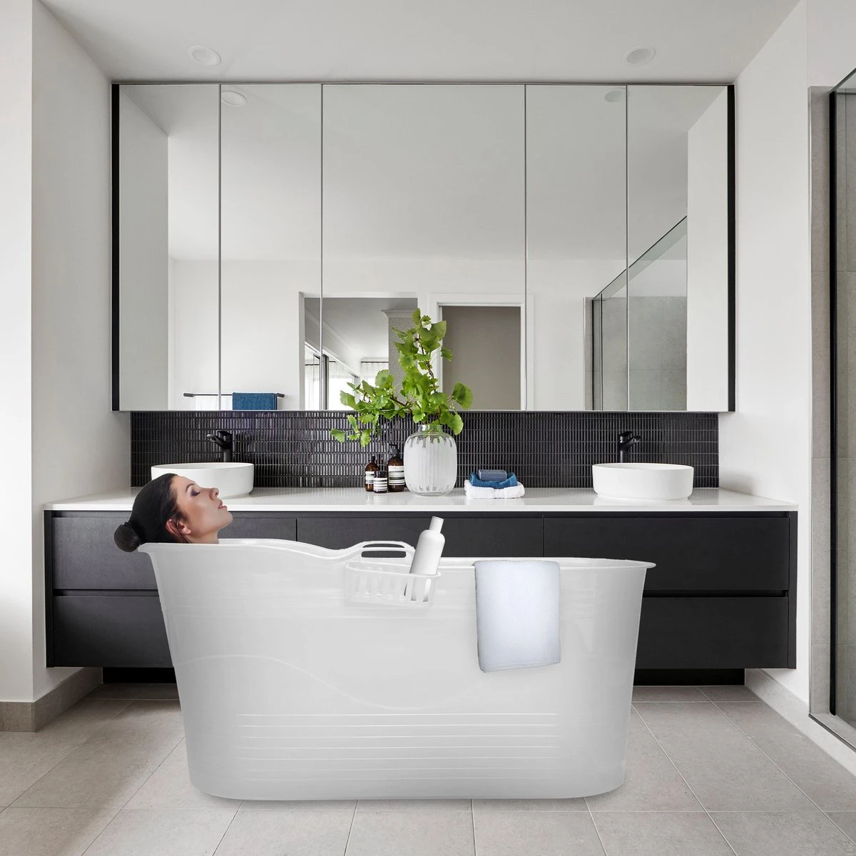 LIFEBATH - Zitbad Mira - Bath Bucket XL - 400L - Ligbad 122 Cm - Wit 6 LIFEBATH - Zitbad Mira - Bath Bucket XL - 400L - Ligbad 122 Cm - Wit - Afbeelding 4