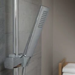 SCHÜTTE Tokyo Douchesysteem - Regendouche - 102 Cm Stang - Chroom -Huishoudelijke Artikelen Verkoop 1200x1200 369