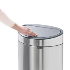 Brabantia Touch Bin Prullenbak - 40 L - Matt Steel Fingerprint Proof 32 Brabantia Touch Bin Prullenbak - 40 L - Matt Steel Fingerprint Proof -Huishoudelijke Artikelen Verkoop 1200x1200 818