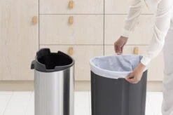 Brabantia Touch Bin Prullenbak - 40 L - Matt Steel Fingerprint Proof 25 Brabantia Touch Bin Prullenbak - 40 L - Matt Steel Fingerprint Proof -Huishoudelijke Artikelen Verkoop 1200x799 18