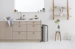 Brabantia Touch Bin Prullenbak - 40 L - Matt Steel Fingerprint Proof 34 Brabantia Touch Bin Prullenbak - 40 L - Matt Steel Fingerprint Proof -Huishoudelijke Artikelen Verkoop 1200x799 20