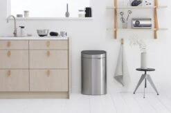Brabantia Touch Bin Prullenbak - 40 L - Matt Steel Fingerprint Proof 39 Brabantia Touch Bin Prullenbak - 40 L - Matt Steel Fingerprint Proof -Huishoudelijke Artikelen Verkoop 1200x799 22