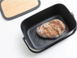 Brabantia Nic Broodtrommel - Met Bamboe Deksel - Dark Grey -Huishoudelijke Artikelen Verkoop 1200x897 1