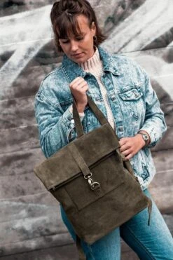 Beocca - Leren Rugzak Cleo Groen - 14" Laptoptas 19 Beocca - Leren Rugzak Cleo Groen - 14" Laptoptas -Huishoudelijke Artikelen Verkoop 800x1200 49