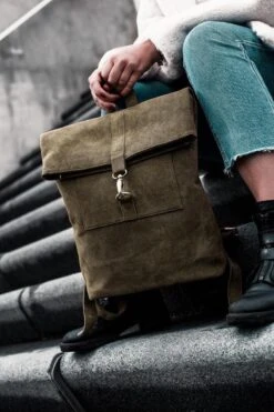 Beocca - Leren Rugzak Cleo Groen - 14" Laptoptas 21 Beocca - Leren Rugzak Cleo Groen - 14" Laptoptas -Huishoudelijke Artikelen Verkoop 800x1200 51